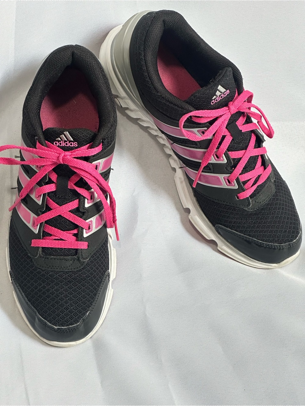 adidas Women’s Black and Pink Athletic Running Shoes Size 9